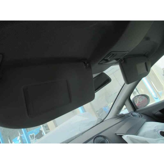 seat ibiza (6j5) del año 2013