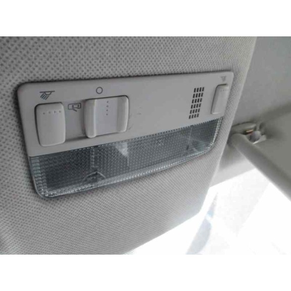 seat ibiza (6j5) del año 2013