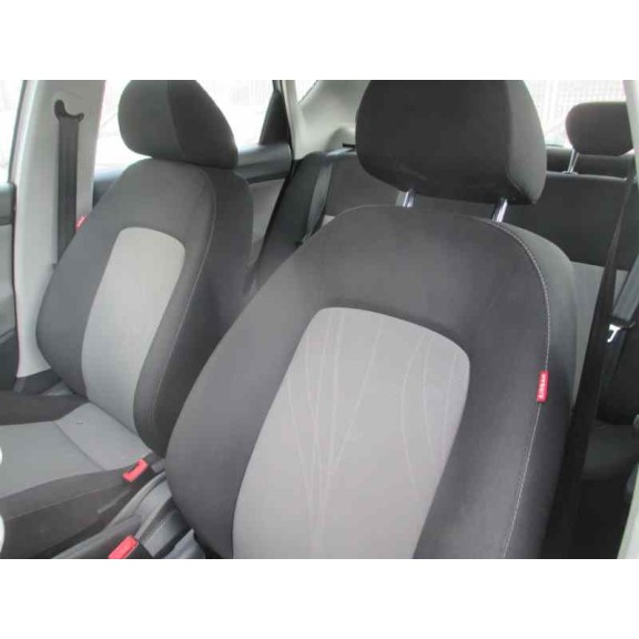 seat ibiza (6j5) del año 2013