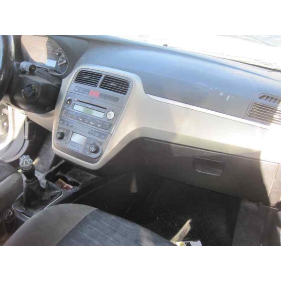 fiat grande punto (199) del año 2006