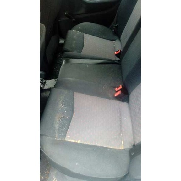 seat ibiza (6l1) del año 2003