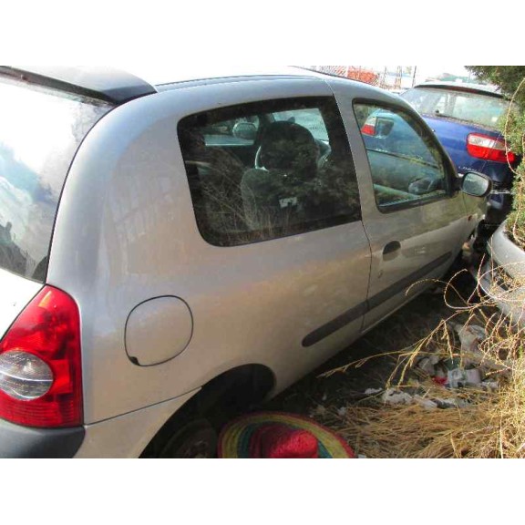 renault clio ii fase ii (b/cb0) del año 2002