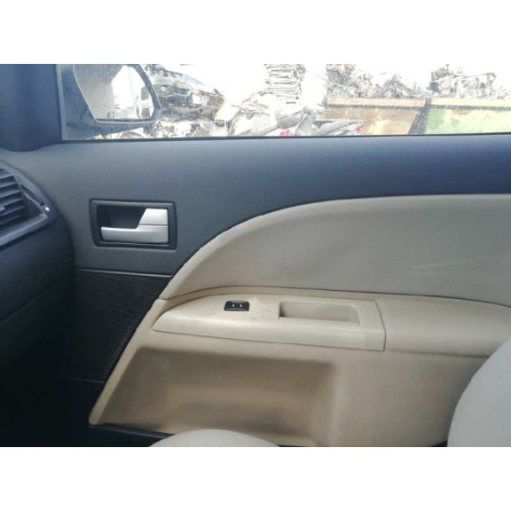 ford mondeo berlina (ge) del año 2001