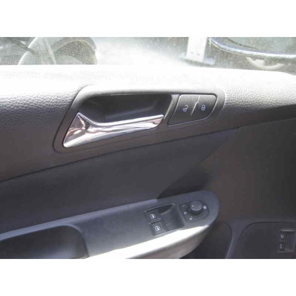 volkswagen passat variant (3c5) del año 2008