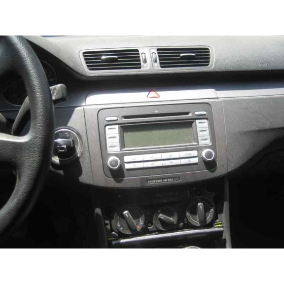 volkswagen passat variant (3c5) del año 2008