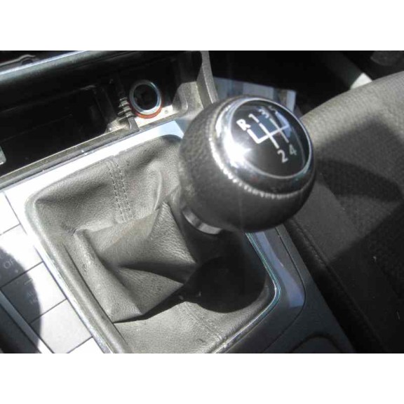 volkswagen passat variant (3c5) del año 2008