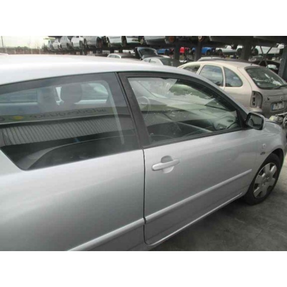 toyota corolla (e12) del año 2004