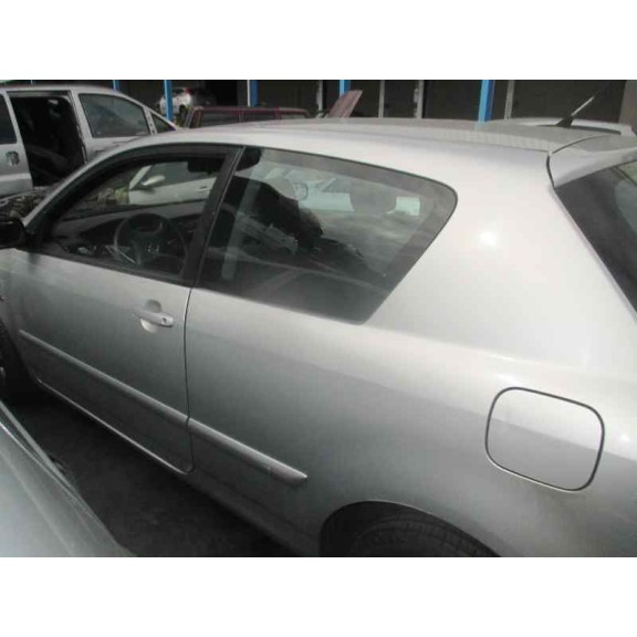 toyota corolla (e12) del año 2004