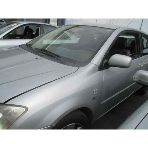 toyota corolla (e12) del año 2004