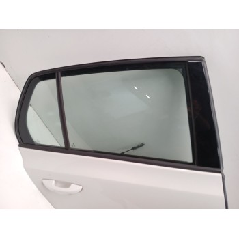 Recambio de puerta trasera derecha para volkswagen golf vi (5k1) 1.6 tdi referencia OEM IAM 5K6833056K  