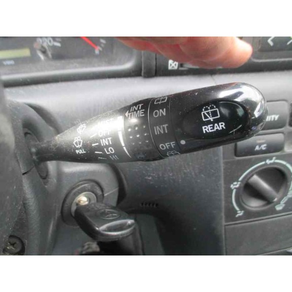 toyota corolla (e12) del año 2004