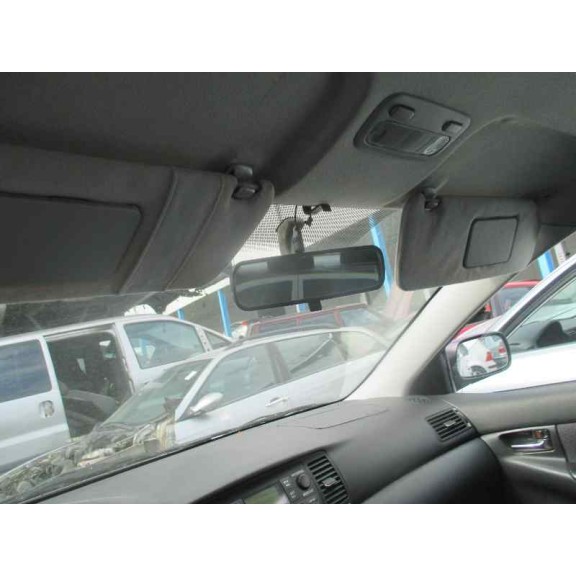 toyota corolla (e12) del año 2004