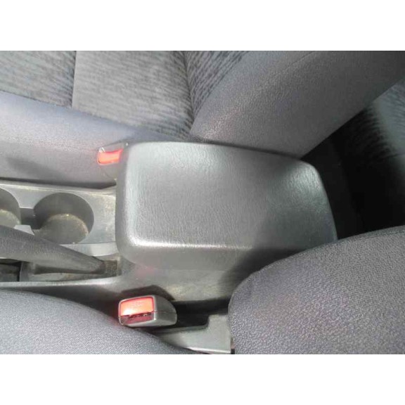 toyota corolla (e12) del año 2004