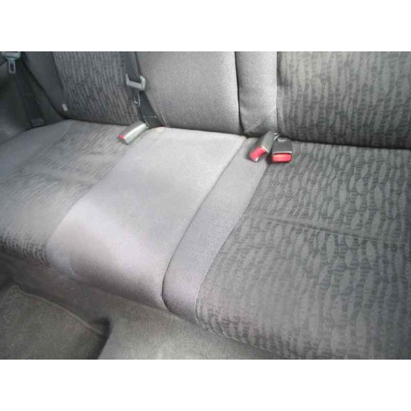 toyota corolla (e12) del año 2004