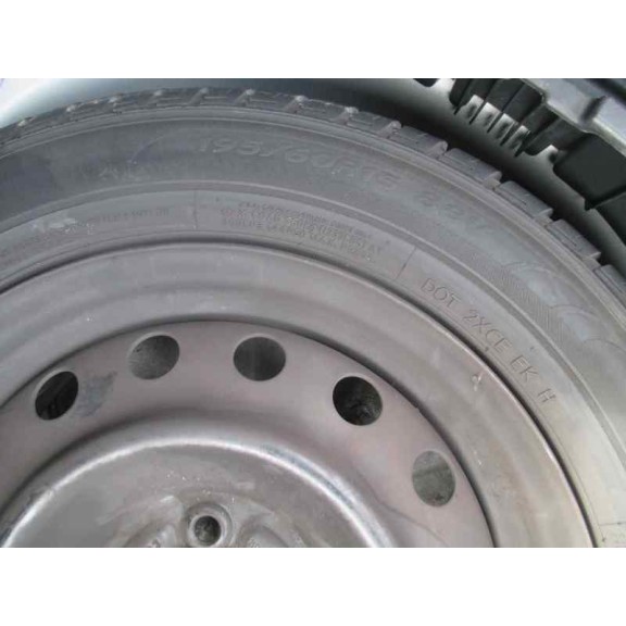 toyota corolla (e12) del año 2004