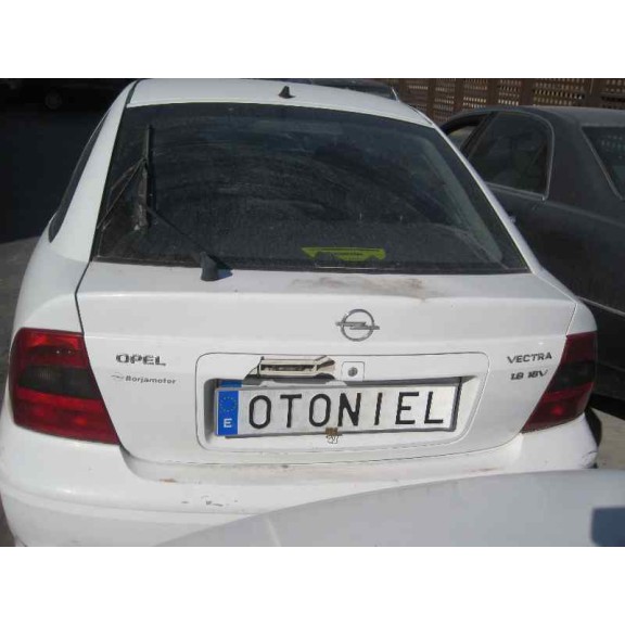 opel vectra b berlina del año 2001