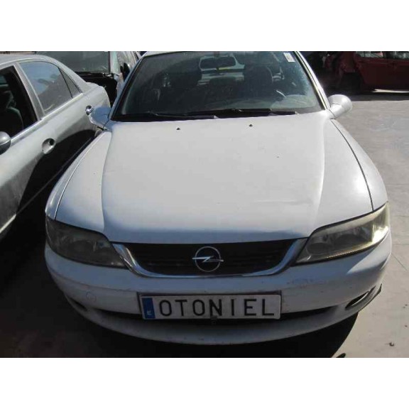 opel vectra b berlina del año 2001
