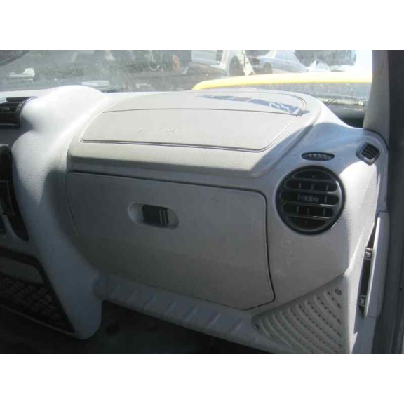 opel movano del año 2003