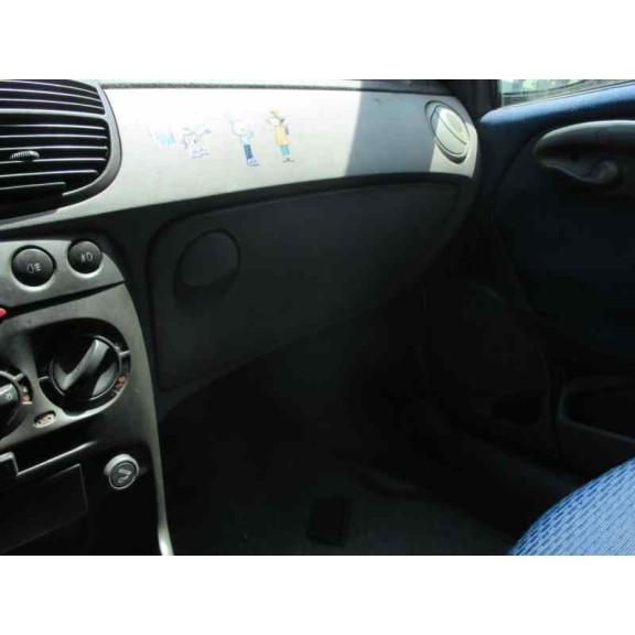 fiat punto berlina (188) del año 2002