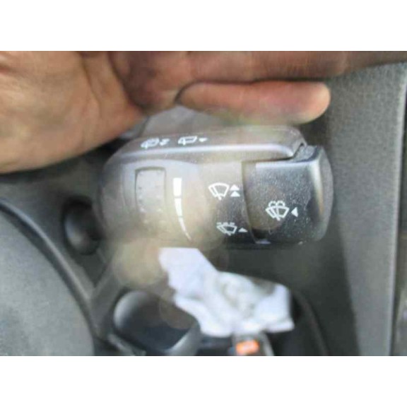 ford focus berlina (cap) del año 2006