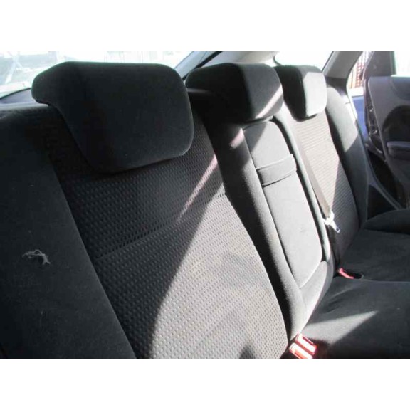 ford focus berlina (cap) del año 2006