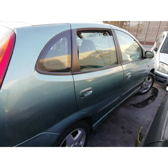 nissan almera tino (v10m) del año 2002