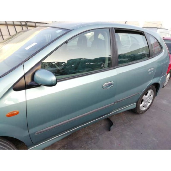 nissan almera tino (v10m) del año 2002