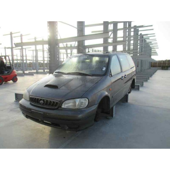 kia carnival del año 2001