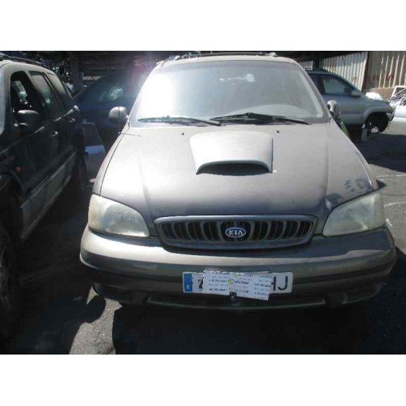 kia carnival del año 2001