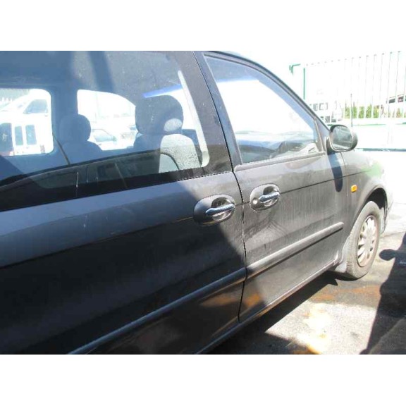 kia carnival del año 2001