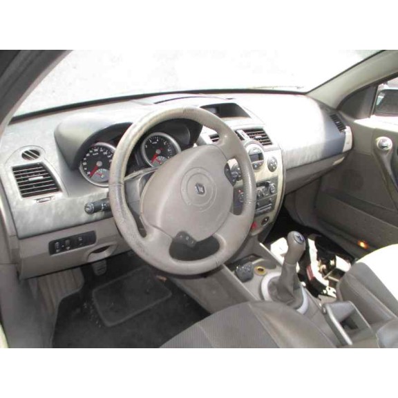 renault megane ii berlina 5p del año 2004