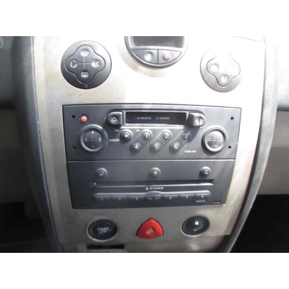 renault megane ii berlina 5p del año 2004