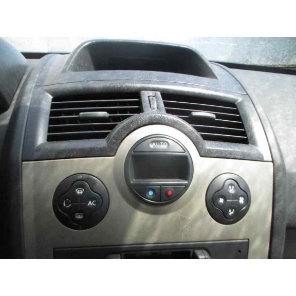 renault megane ii berlina 5p del año 2004