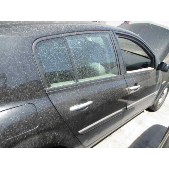 renault megane ii berlina 5p del año 2004