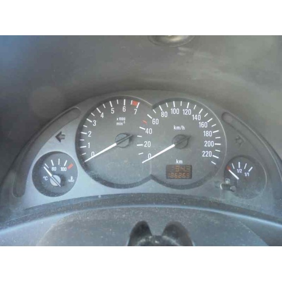 opel corsa c del año 2003