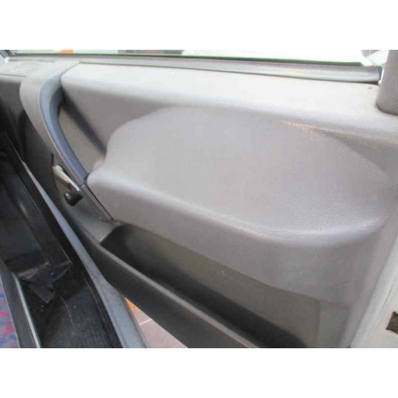 mercedes-benz vito (w638) combi del año 1996