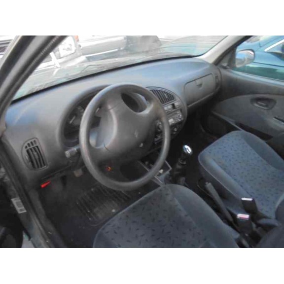 citroën saxo del año 2001