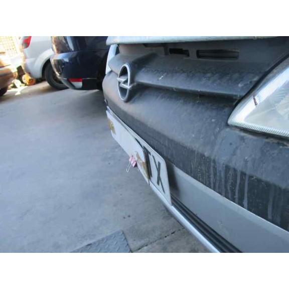 opel corsa c del año 2002