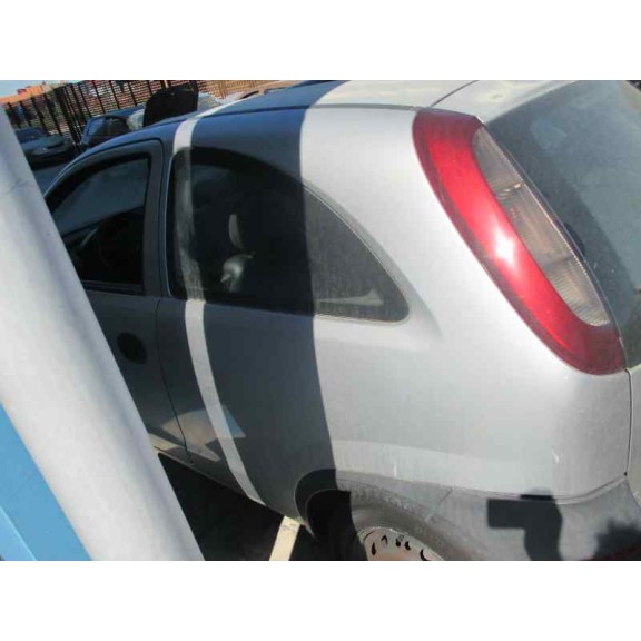 opel corsa c del año 2002