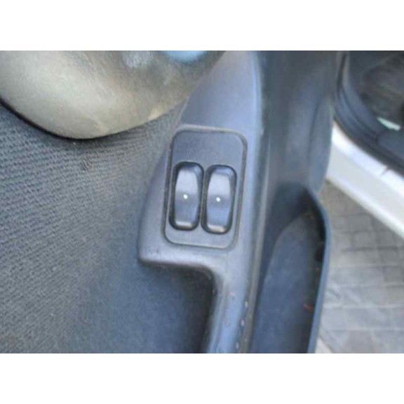 opel corsa c del año 2002