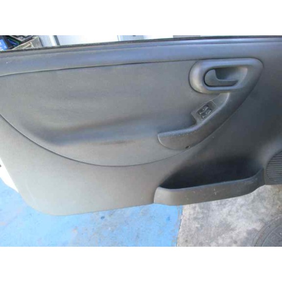 opel corsa c del año 2002