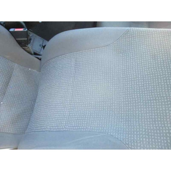 opel corsa c del año 2002