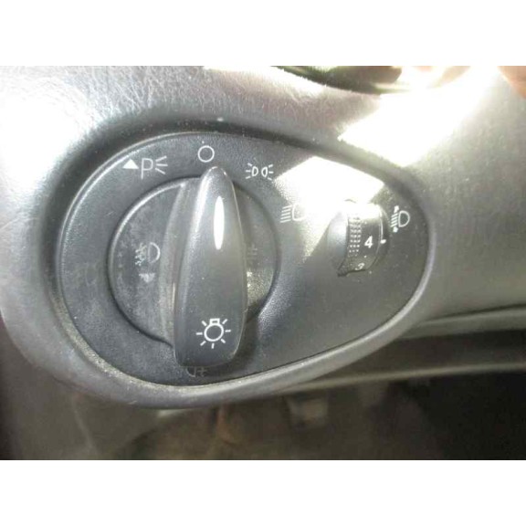 ford focus turnier (cak) del año 2004