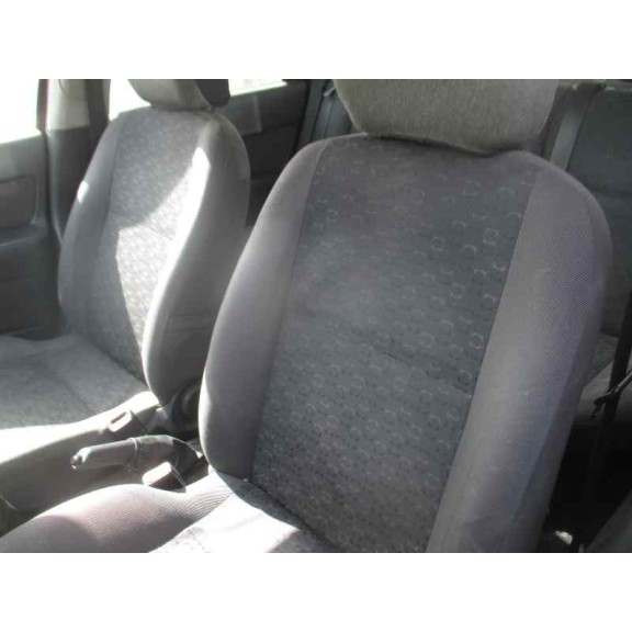 ford focus turnier (cak) del año 2004