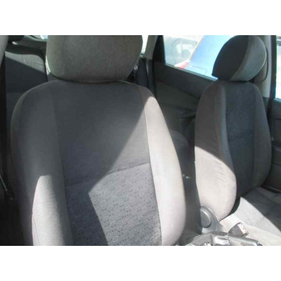 ford focus turnier (cak) del año 2004