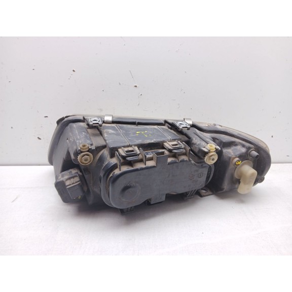 Recambio de faro derecho para audi a3 (8l1) 1.6 referencia OEM IAM   
