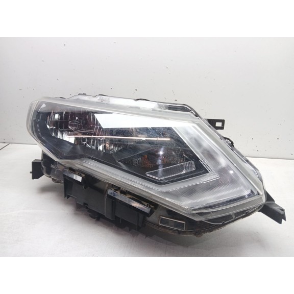 Recambio de faro derecho para nissan x-trail iii (t32_, t32r, t32rr) 1.7 dci referencia OEM IAM   
