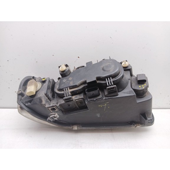 Recambio de faro izquierdo para audi a3 (8l1) 1.6 referencia OEM IAM   
