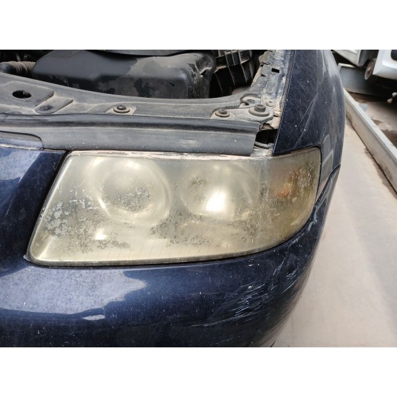 Recambio de faro izquierdo para audi a3 (8l1) 1.6 referencia OEM IAM   