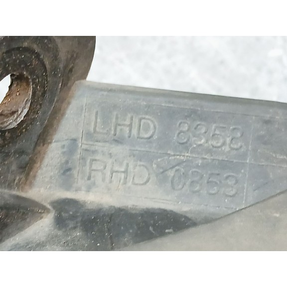 Recambio de faro derecho para kia sorento i (jc) 2.5 crdi referencia OEM IAM LHD8358  